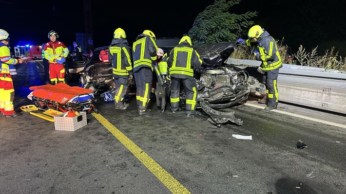 FW-EN: Schwerer Unfall auf der Autobahn