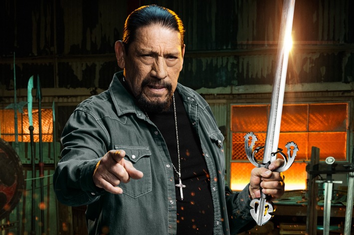 Mit "Machete"-Star Danny Trejo: Schmiede-Show "Man at Arms" neu auf HISTORY; Staffel 2 als deutsche TV-Premiere