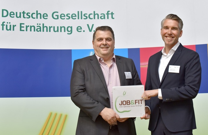 Pressemitteilung - JOB&FIT-Zertifikat für Münsteraner Versicherer