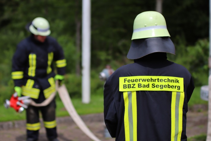FW-SE: Feuerwehrunterricht als Schulfach - Erfolgsprojekt im Kreis Segeberg