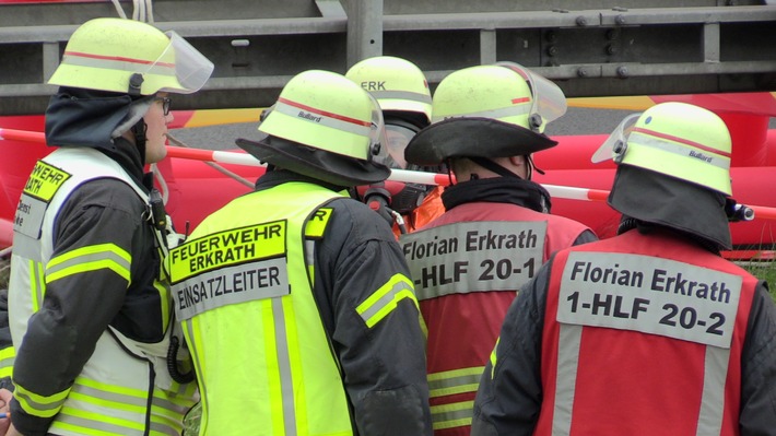 FW-Erkrath: Balkonbrand durch Mieter vor dem Eintreffen der Feuerwehr gelöscht