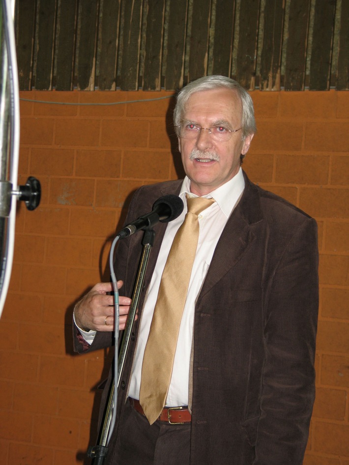 Assemblée générale 2005 de la Société suisse de la sclérose en plaques - Le Prof. Jürg Kesselring est le nouveau président de la Société SEP