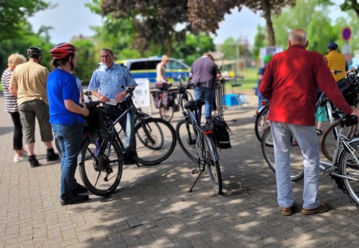 POL-MI: Kein Fahrrad ohne Nummernschild - Registrierungsaktion in Dielingen gut angenommen