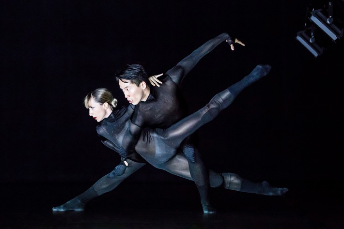 3sat zeigt Tanzprojekt "Swan Lakes" von Eric Gaulthier