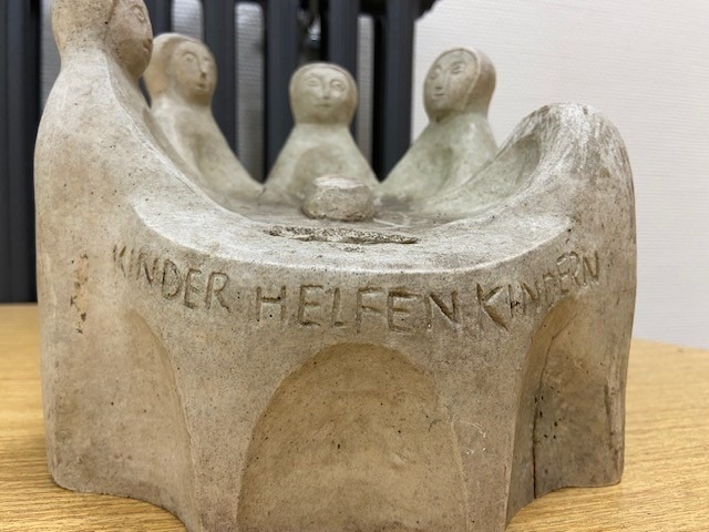 POL-EL: Surwold - Gefundene Spendenbox - Polizei sucht Hinweise zur Herkunft (Foto)