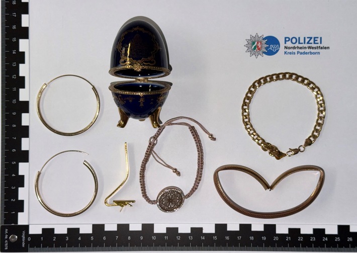 POL-PB: Mögliches Diebesgut aufgefunden - Polizei bittet um Zeugenhinweise