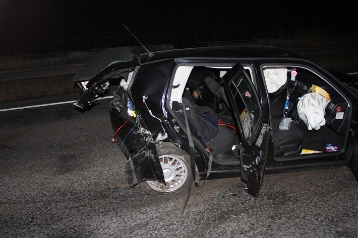 POL-VDKO: Verkehrsunfall mit 3 Verletzten