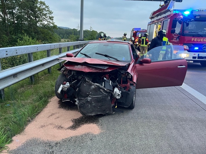 POL-PDKL: A6 nach Unfall vollgesperrt