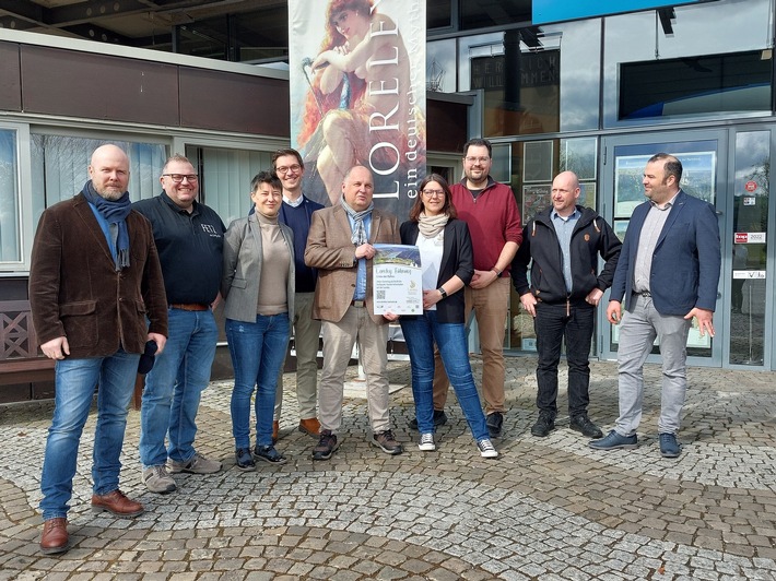 Loreley Touristik: Dem Mythos der Loreley auf der Spur: zu Land und zu Wasser