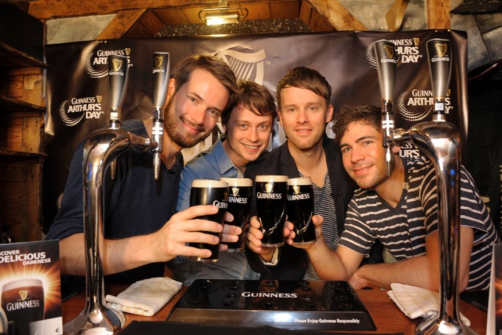 Arthur Guinness Day: Revolverheld gibt einziges Clubkonzert in 2012 (BILD)