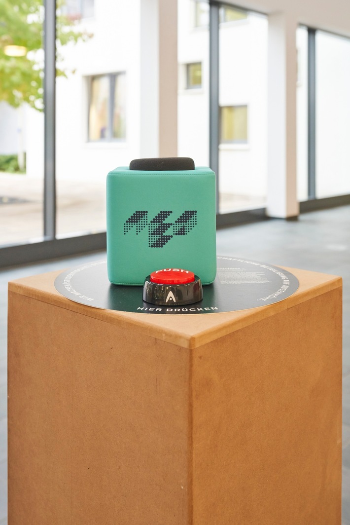 Presseeinladung: Eröffnung Ausstellung Lehrinnovation, Hochschule München, 10. November 2025, 12:00 Uhr