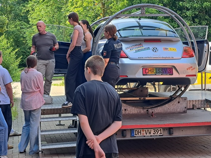 POL-DH: --- Syke - Verkehrssicherheitswoche am Gymnasium - Aufklärung mit Simulator und Experten ---