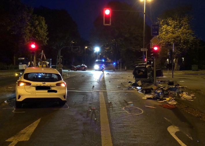 POL-RE: Verkehrsunfall mit drei schwer Verletzten in Gladbeck