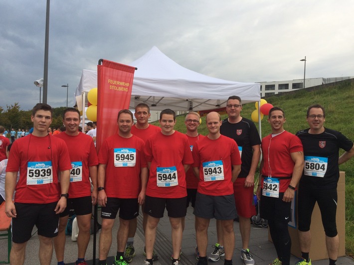 FW-Stolberg: Stolberger Feuerwehr beim Aachener Firmenlauf