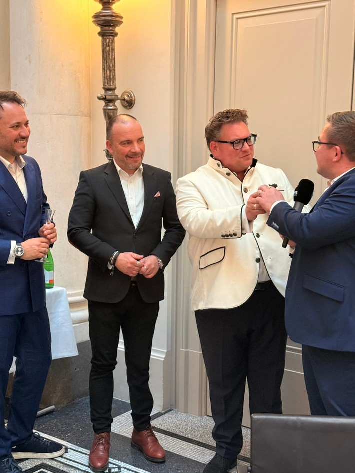 Bernhard Schindler: „In den USA wird gebaut, in Deutschland wird geprüft“ – Was Friedrich Merz jetzt liefern muss