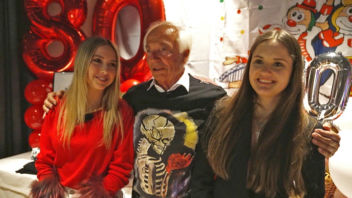 RTLZWEI: "Davina & Shania - We love Monaco" - Der Erfolg geht nun in Doppelfolgen weiter