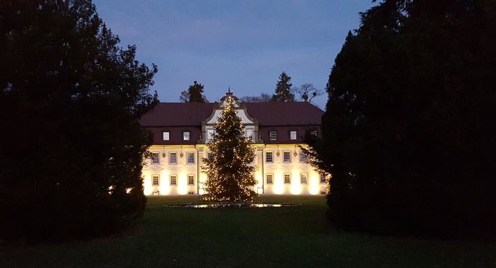 Schlosshotel Friedrichsruhe: Weihnachtsmarkt im Hohenloher Land: Alpakas, Après-Ski-Party und Kulinarik