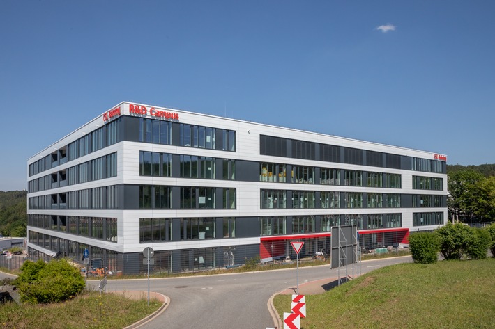CSL präsentiert neues Forschungs- und Entwicklungs-Zentrum in Marburg