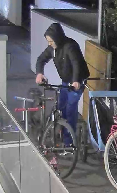 POL-BN: Fotofahndung: Fahrraddiebstahl in Bonn-Limperich - Polizei bittet um Hinweise