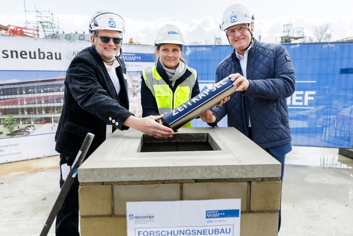 Grundsteinlegung Forschungsneubau ACTIVE SITES