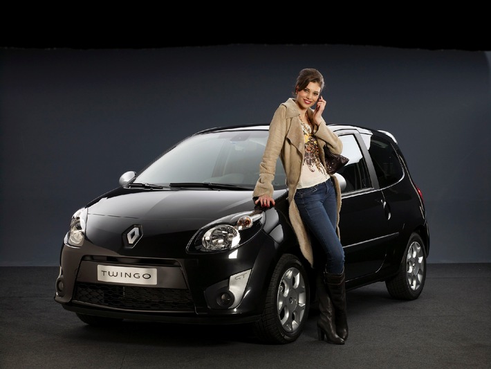 Supermodel auf 3+ - Nathalie Güdel gewinnt neuen Renault Twingo GT