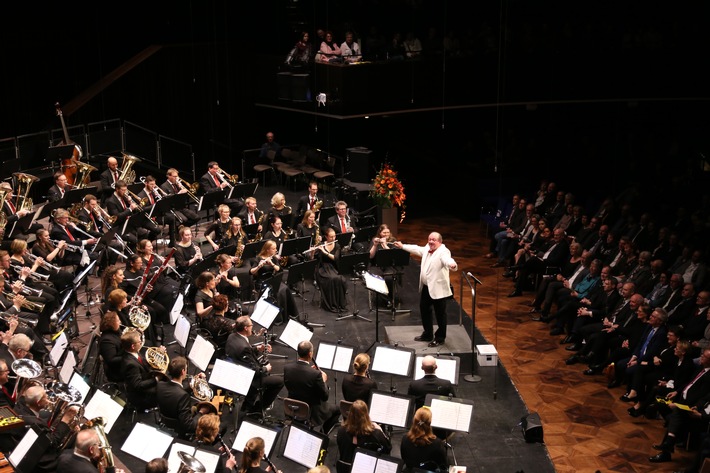 FW Hannover: OPUS 112 - Das Orchester der Feuerwehr Hannover ist am 17.06.2023 &quot;Back on Stage&quot;.