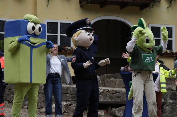 POL-EL: Ahmsen - Erstes Schultütenfest ein voller Erfolg (Fotos)