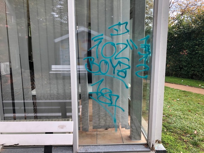 POL-RZ: Sachbeschädigung durch Graffiti - Polizei sucht Zeugen