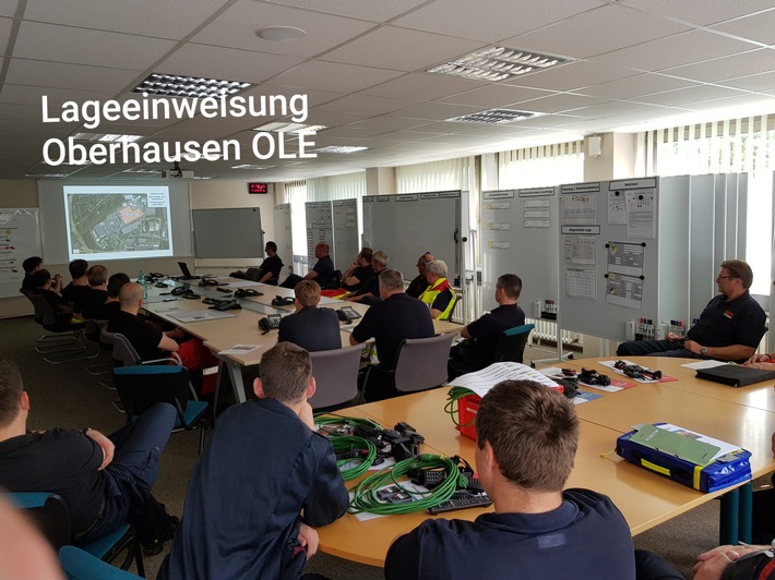 FW-OB: "Oberhausen OLE"
Viel Arbeit für den Rettungsdienst und Sanitätsdienst