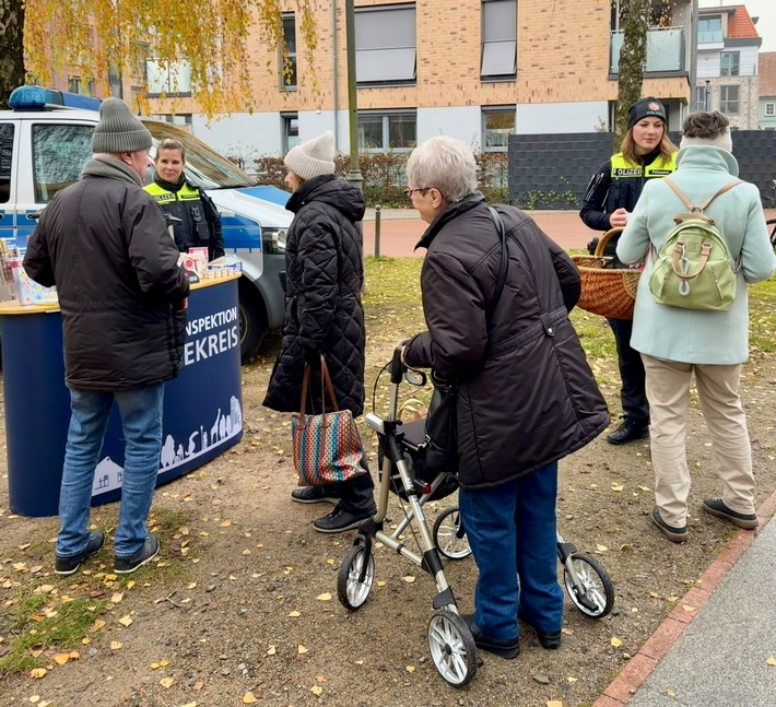 POL-HK: Walsrode: Kontaktbeamtinnen auf dem Wochenmarkt