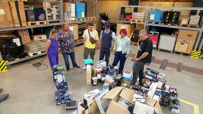 Zweite Staffel ab 11. Januar: "Die Retourenjäger" mit Panagiota Petridou zurück bei RTLZWEI