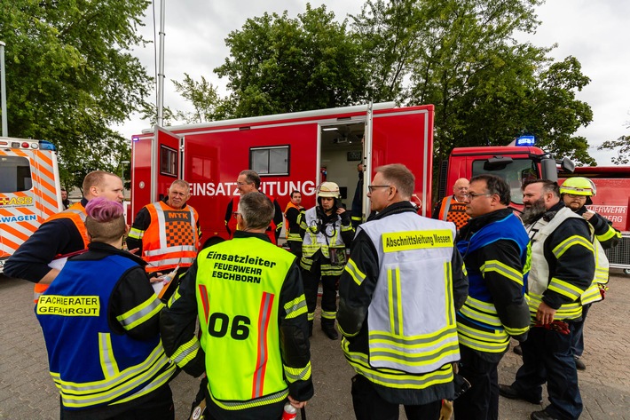 Feuerwehr MTK: "Red Tanker 