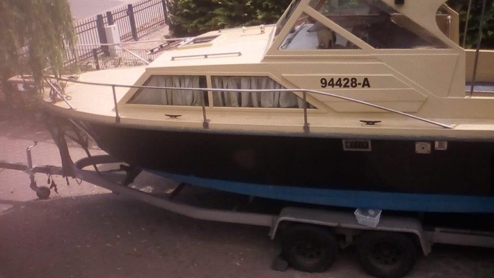 POL-NB: Kajütboot vom Usedomer See entwendet