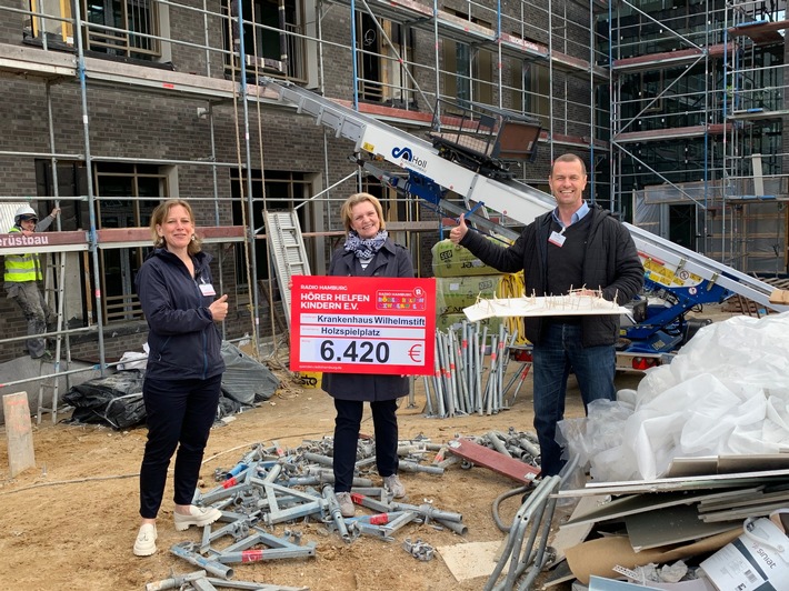 Radio Hamburg Hörer helfen Kindern e.V. unterstützt Bau eines neuen Holzspielplatz am Kinderkrankenhaus Wilhelmstift