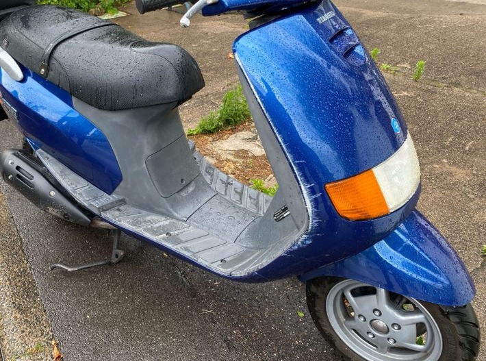 POL-PDLD: St. Martin - Verletzte Rollerfahrerin