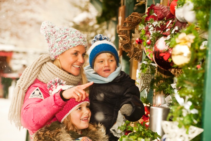 "Advent & Ski" in der Salzburger Sportwelt - BILD