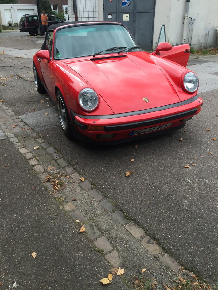 POL-E: Mülheim a.d. Ruhr: Roter Porsche-Oldtimer von Kfz-Werkstattgelände entwendet - Polizei sucht Zeugen