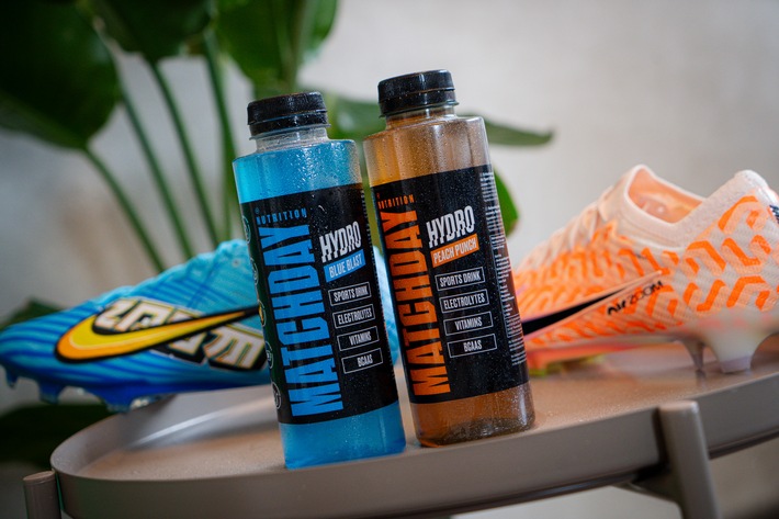 Schluss mit Zuckerwasser: Der HYDRO Sports Drink von MATCHDAY NUTRITION® ist die bessere Alternative zu herkömmlichen Sportgetränken