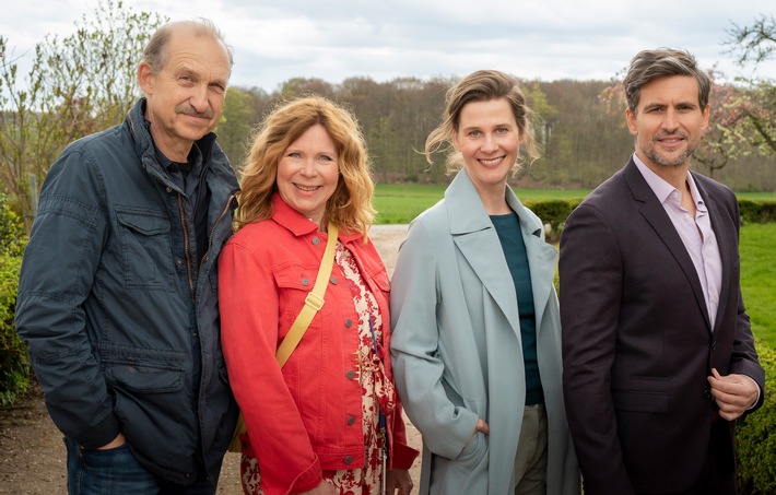 &quot;Zwei Erben sind einer zu viel&quot; - Drehstart für ARD Degeto/NDR-Fernsehfilm mit Peter Heinrich Brix, Katrin Röver und Marion Kracht