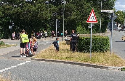 POL-FL: Flensburg - Geschwindigkeitsmessung mit Unterstützung von Schülerlotsen