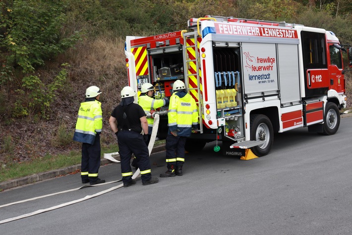 FW-OE: 14 neue Maschinisten bei der Feuerwehr Lennestadt