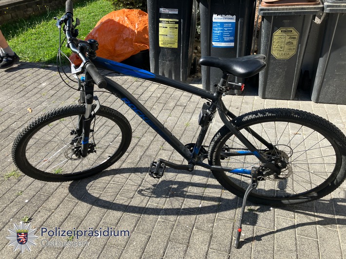 POL-OH: E-Scooter entwendet - Sachbeschädigung an Kirche - Tasche entwendet - Besitzer von Fahrrad gesucht