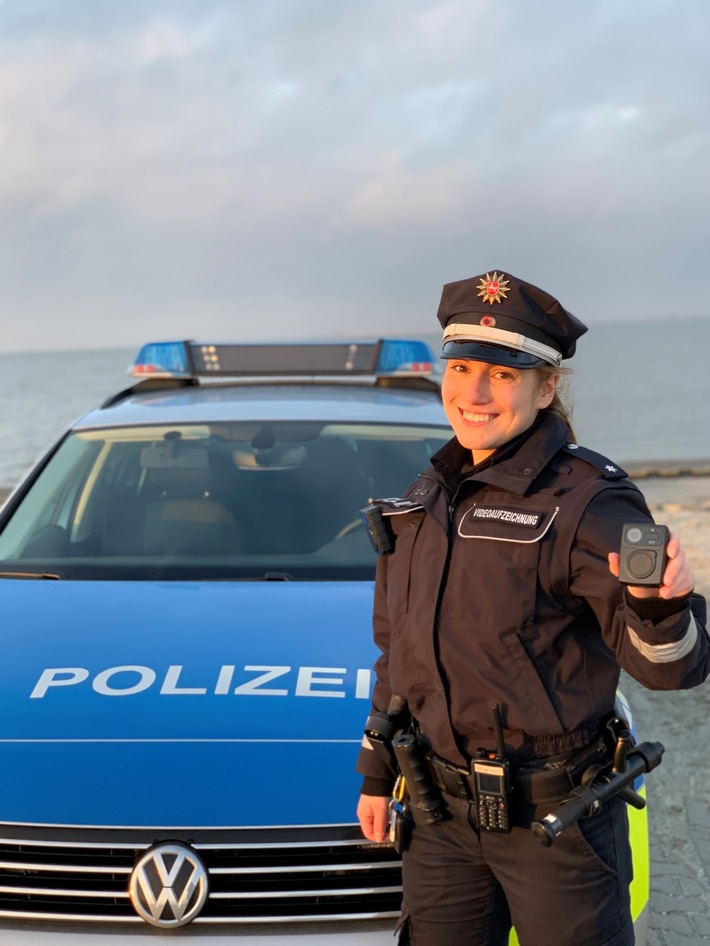 POL-AUR: Polizeibeamtinnen und Polizeibeamte in Wittmund sind ab sofort mit Bodycams im Einsatz