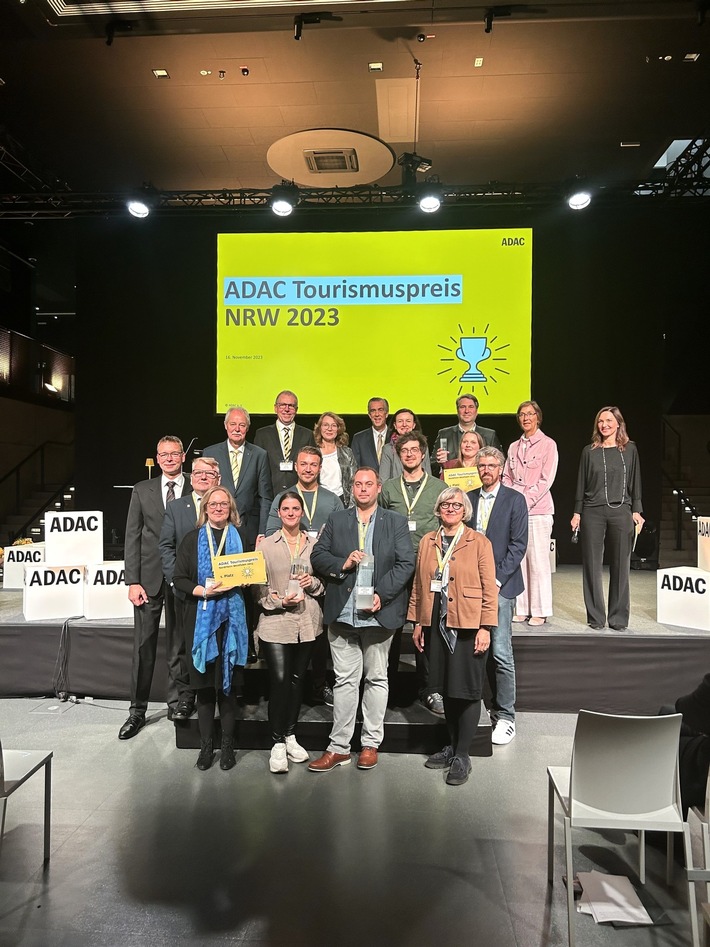 Schmallenberger HeimatFreu(n)de gewinnen ADAC-Tourismuspreis