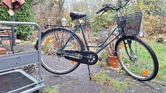 POL-WHV: Grünes Damenfahrrad in Varel aufgefunden - Polizei bittet um Zuordnung