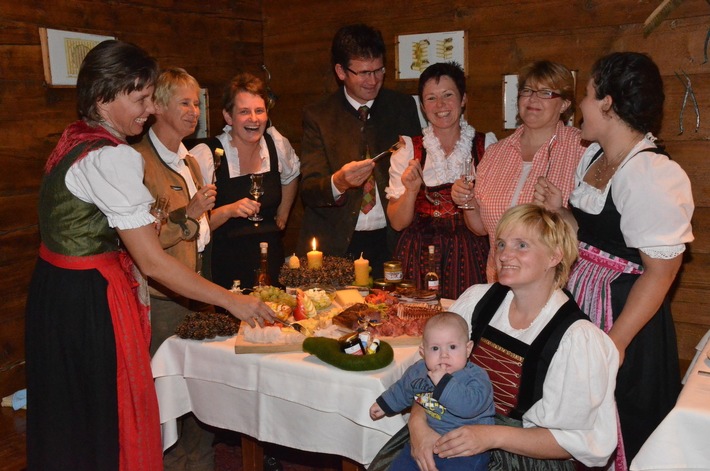 Landwirt trifft Gastwirt im Klostertal - BILD