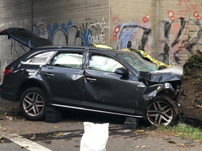 FW-Schermbeck: Verkehrsunfall auf der Weseler Straße
