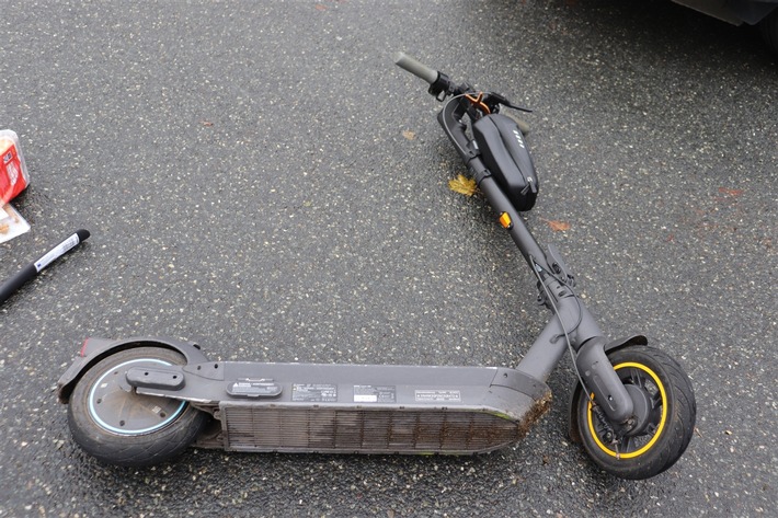 POL-HX: Verdacht des Fahrens unter Drogen - Blutprobe bei E-Scooter Fahrer entnommen