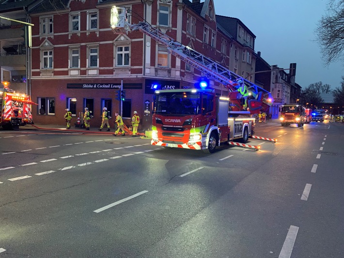 FW-GLA: FW-GLA: Wohnungsbrand auf der Horster Str.