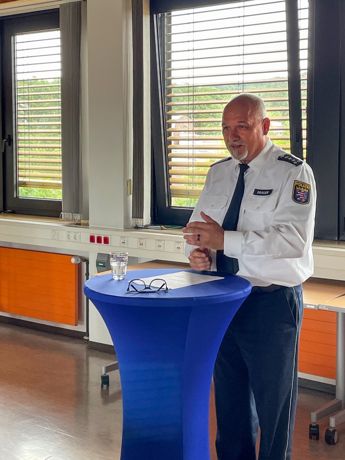 POL-MR: Marburg- Neuer "Chef" der Marburger Schutzpolizei / Oliver Brauer ist Leiter der Polizeistation Marburg